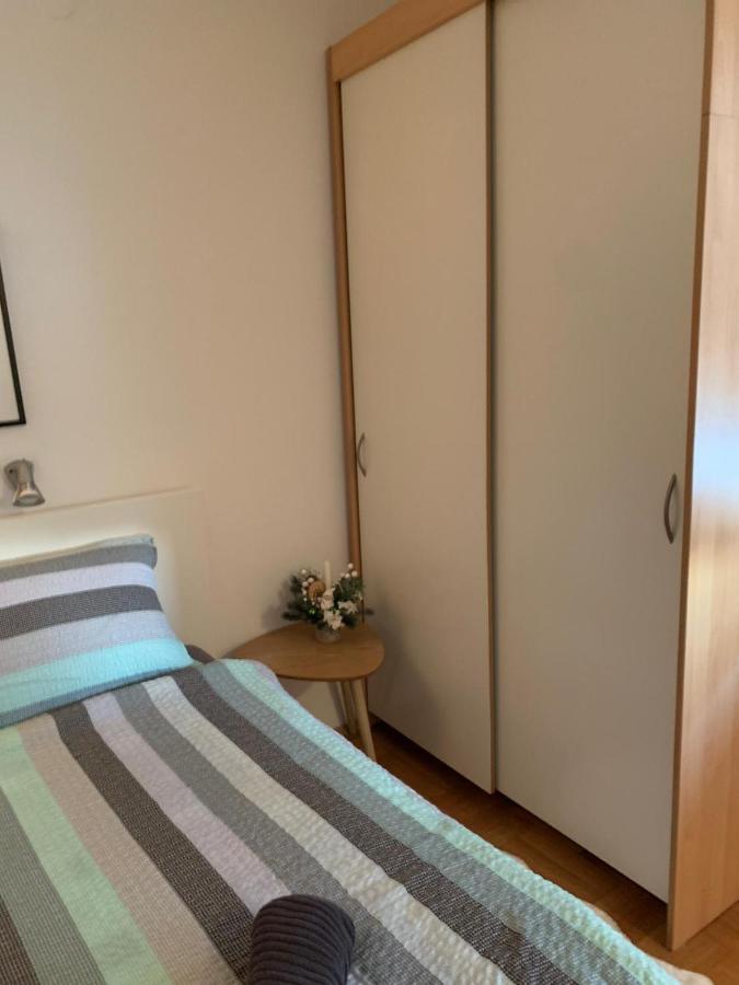 Sarmantni Apartman Malecka 2 Загреб Екстер'єр фото