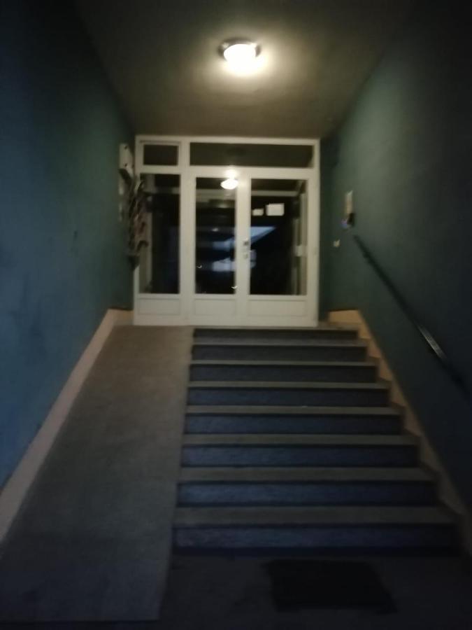 Sarmantni Apartman Malecka 2 Загреб Екстер'єр фото